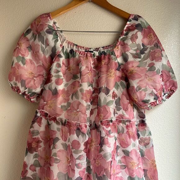 Piper and Scoot | Floral Blush Dress - Picture 4 of 5